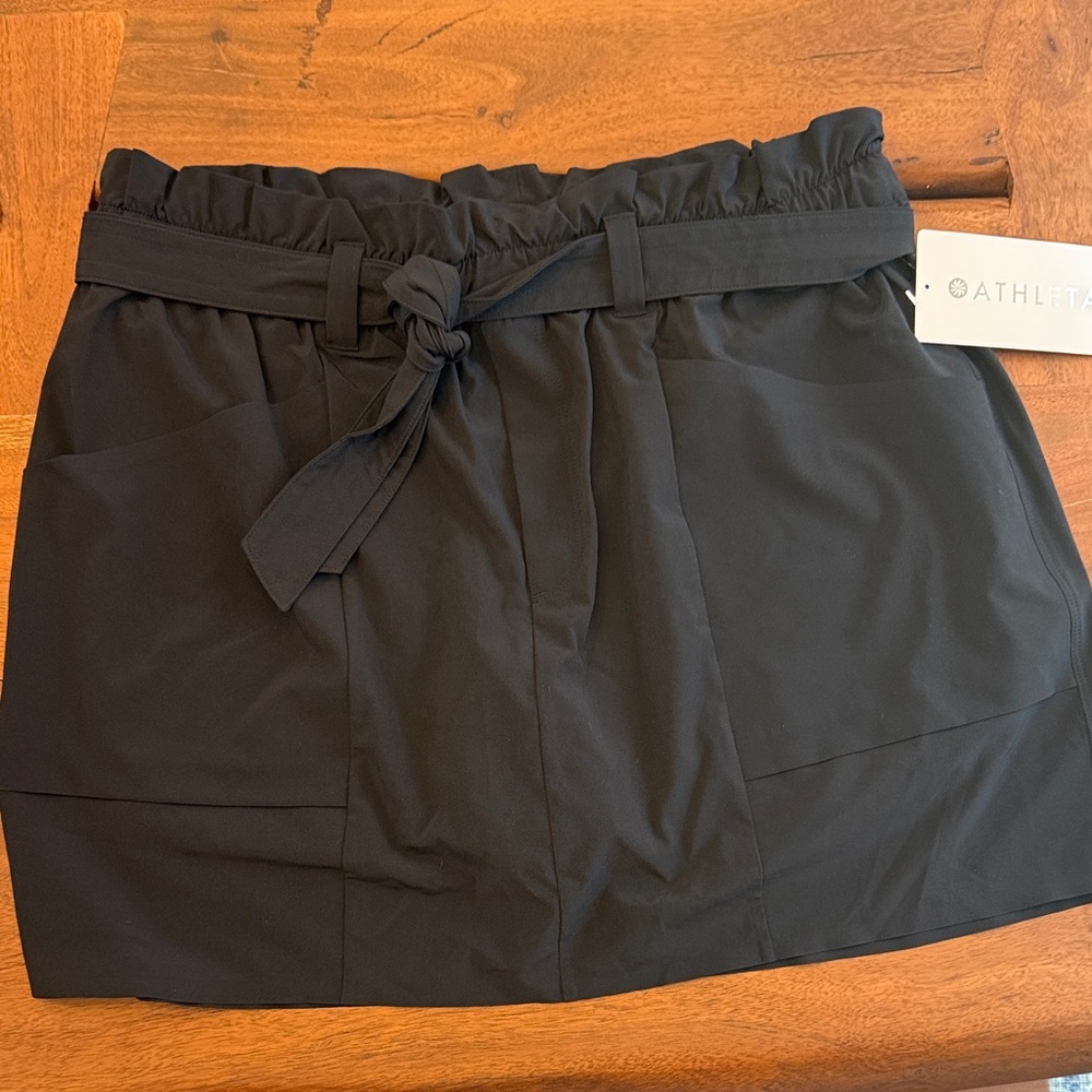 NWT - Athleta Skyline Skort